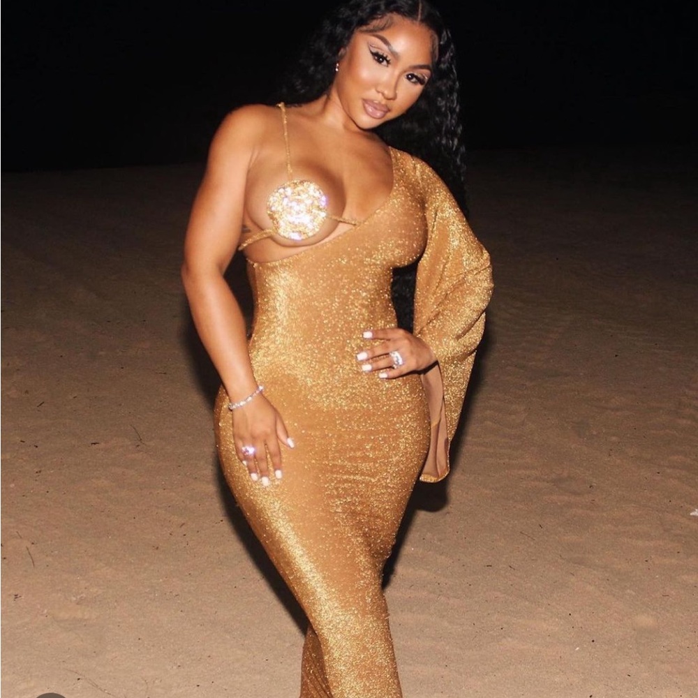 Cute gold glitter maxi dress